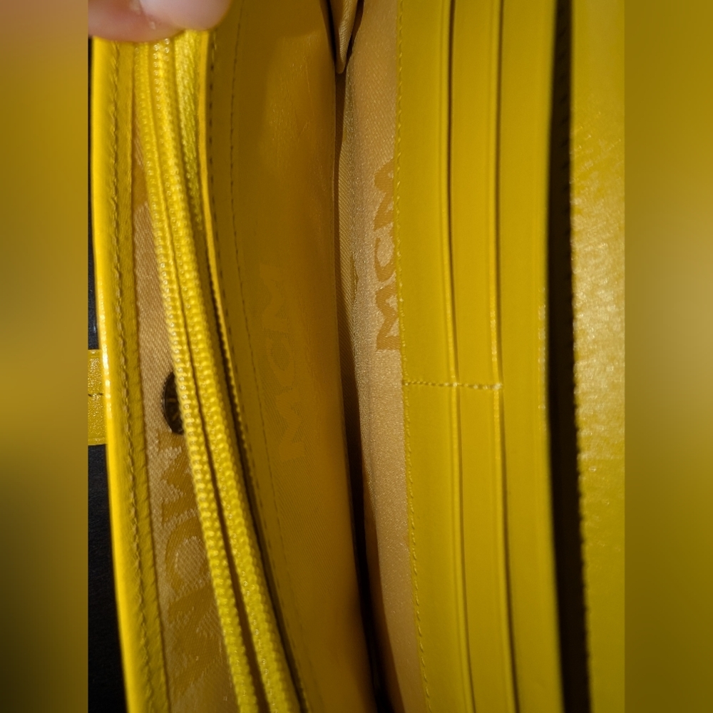MCM Visetos Long Wallet in Rare Lemon Yellow - Picture 12 of 15
